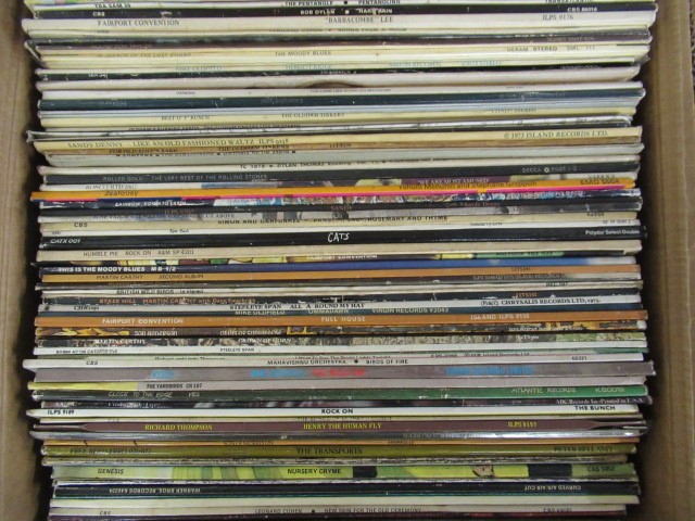 BOX OF COLLECTABLE RECORDS INCLUDING THE WHO  MADONNA PICTURE DISC ETC Image