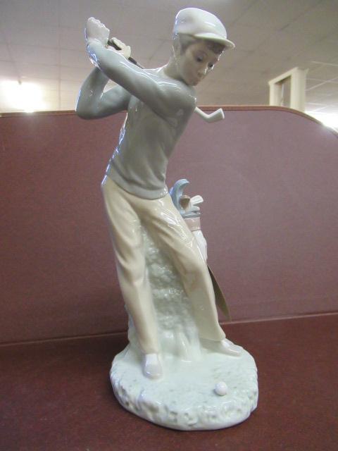 LLADRO GOLFER FIGURE Image