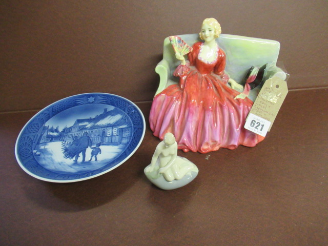 ROYAL DOULTON LADY ON A SETTEE   COPENHAGEN PLATE AND MERMAID Image