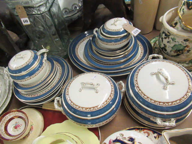 LOSOLWARE DINNER SERVICE Image