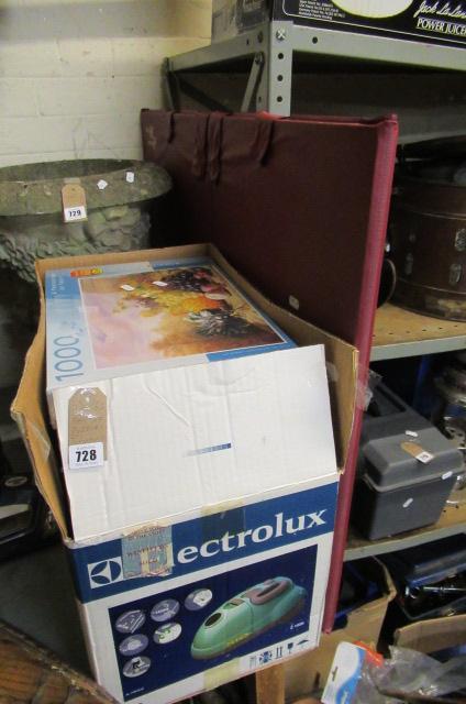 BOX OF JIGSAWS AND A PUZZLE BOARD Image