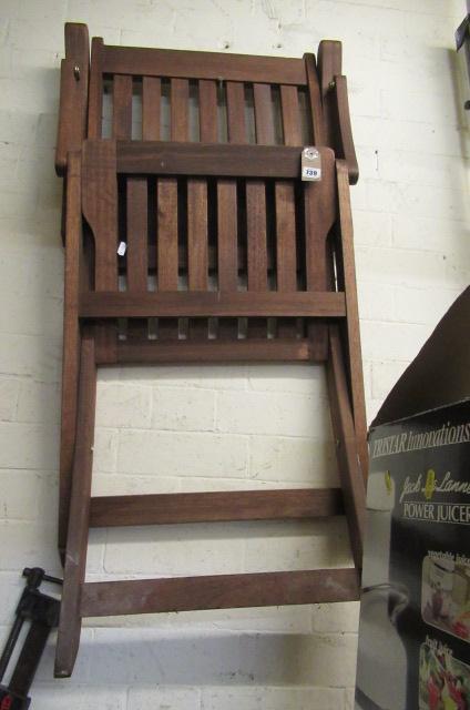 DECK CHAIR Image