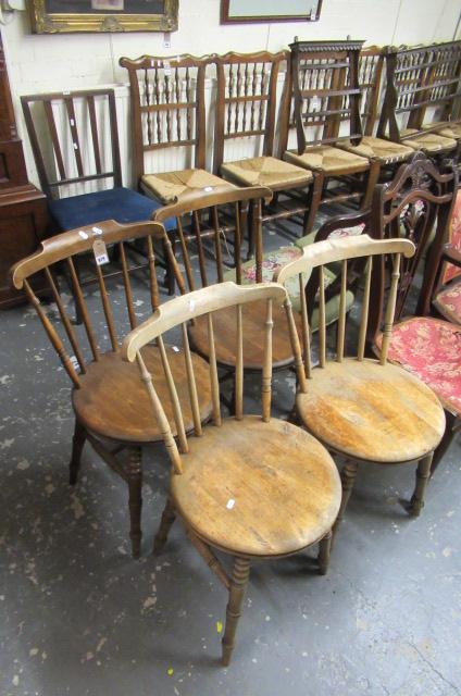SET OF FOUR CHAIRS Image