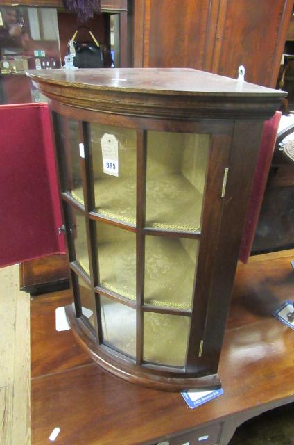 SMALL CORNER CABINET Image