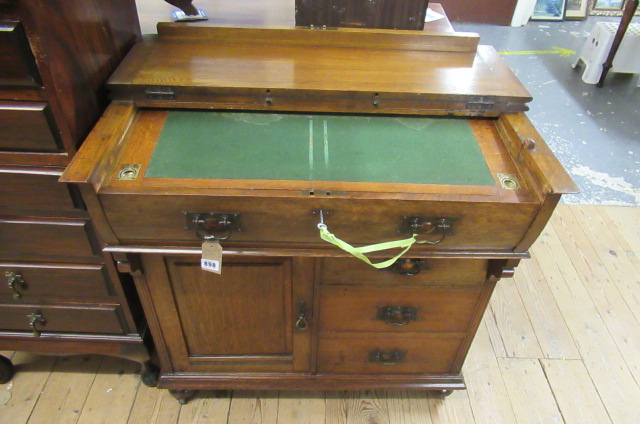 OAK DESK Image