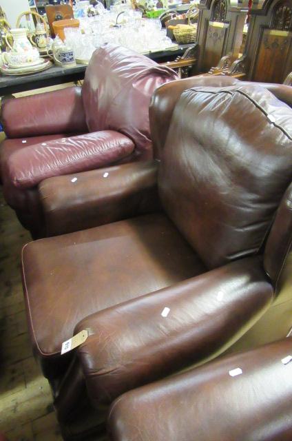 THOMAS LLOYD WING BACK CHAIR Image