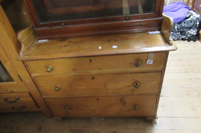 PINE WASH STAND Image