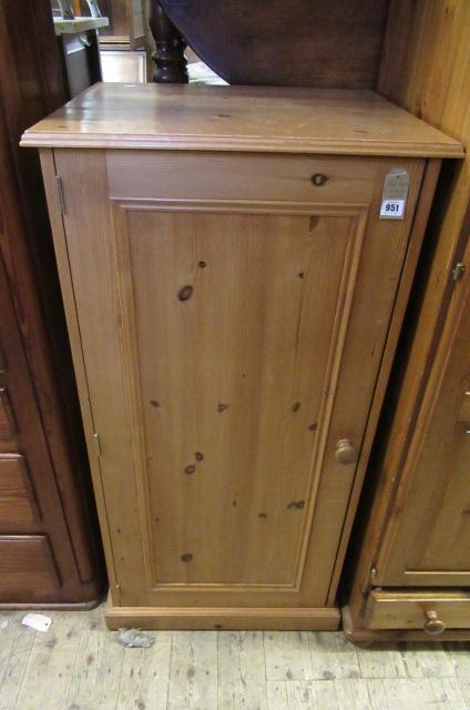 PINE HIFI CABINET Image