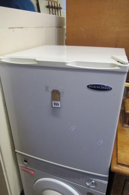 TABLE TOP FRIDGE Image