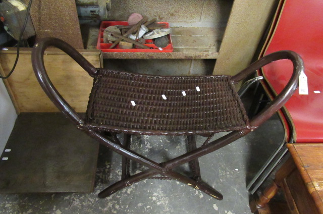 WICKER STOOL Image
