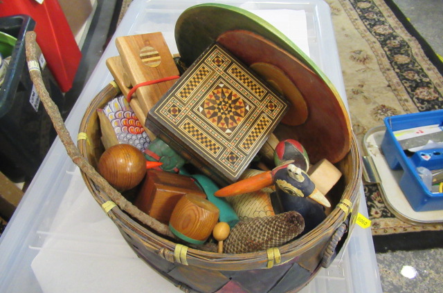 QUANTITY OF MISCELLANEOUS ITEMS Image