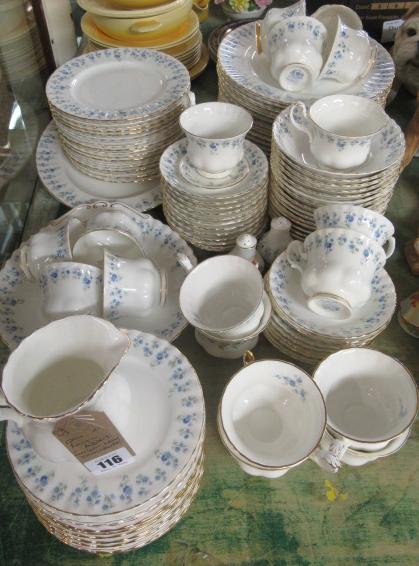 QUANTITY OF ROYAL ALBERT MEMORY LANE PATTERN DINNER WARE Image