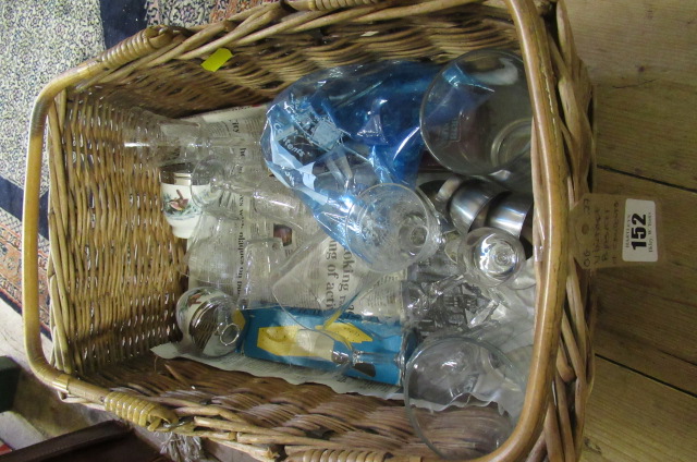 VINTAGE BASKET AND CONTENTS Image