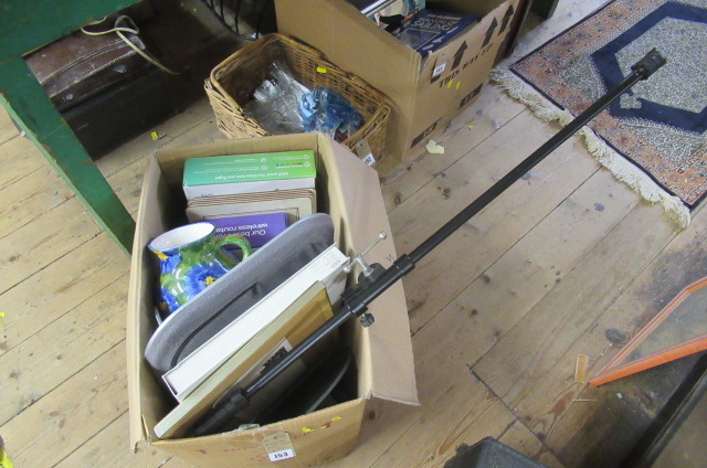 BOX OF MISCELLANEOUS CHINA ETC Image