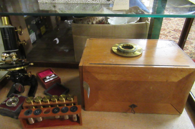 LEITZ CASED MICROSCOPE Image