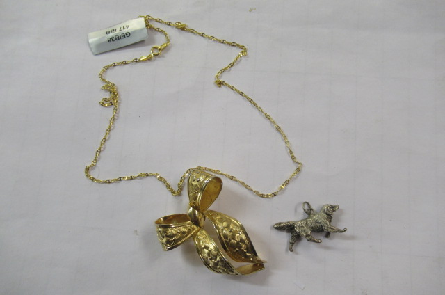 BROOCH  CHAIN AND CHARM Image