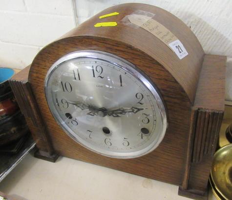 OAK WESTMINSTER CHIME MANTLE CLOCK Image