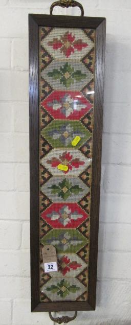 EMBROIDERED TRAY Image