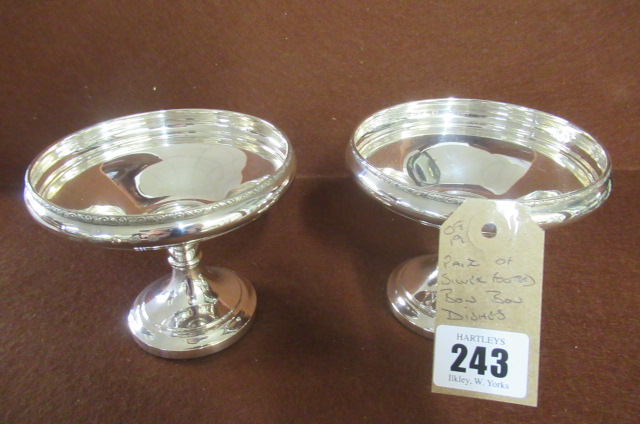 PAIR OF SILVER PEDESTAL BON BON DISHES Image