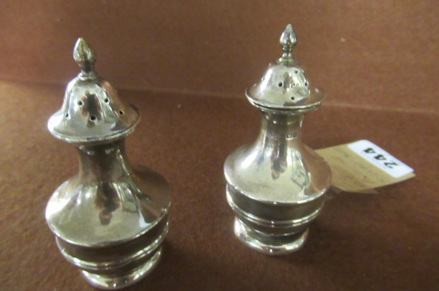 PAIR OF SILVER PEPPERETTES Image