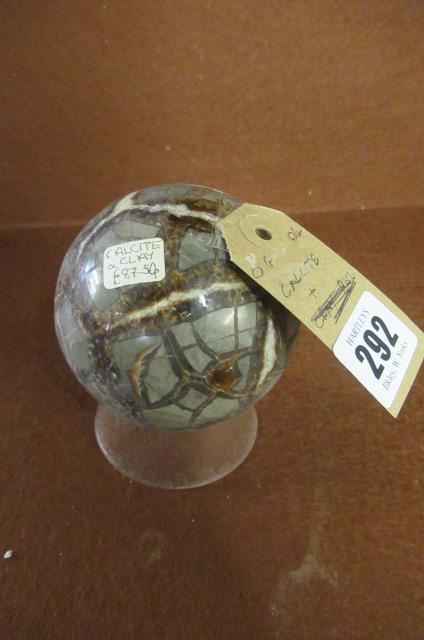 CALCITE BALL ON STAND Image