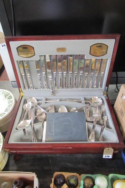 CANTEEN OF VINERS CUTLERY Image