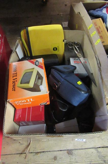 BOX OF CAMERAS ETC Image