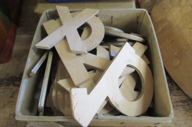 TEA CADDY AND QUANTITY OF WOODEN LETTERS ETC Image
