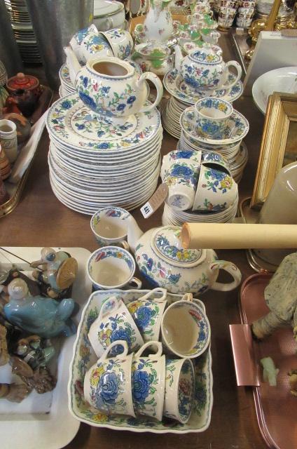 LARGE QUANTITY OF MASONS REGENCY PATTERN DINNER WARE Image