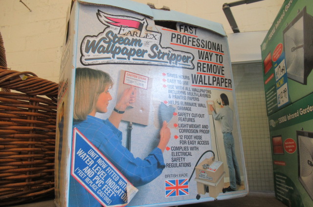 WALL PAPER STRIPPER Image