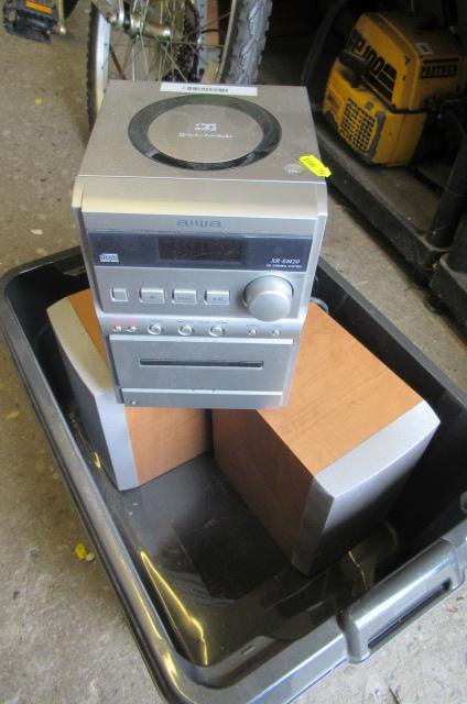 AIWA CD PLAYER AND SPEAKERS Image