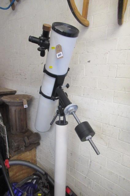TELESCOPE ON STAND Image