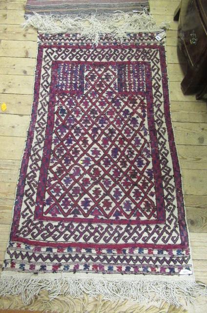 PURPLE FRINGED RUG Image