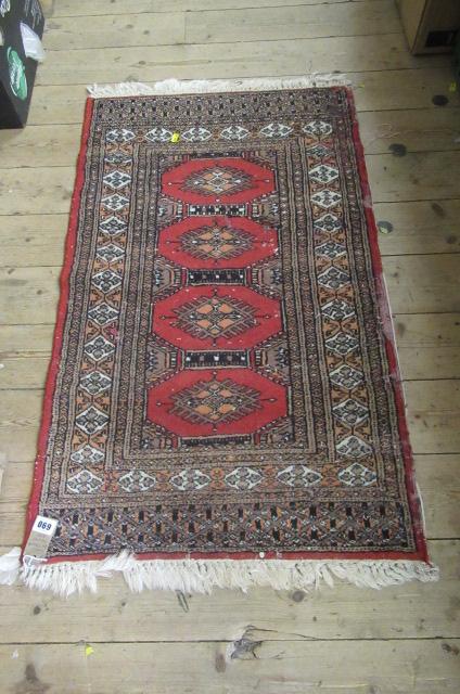 SMALL PATTERNED FRINGED RUG Image