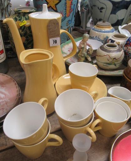 QUANTITY OF RETRO POOLE COFFEE WARE Image