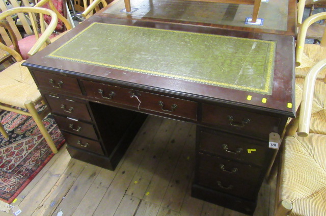 LEATHER TOP PEDESTAL DESK Image