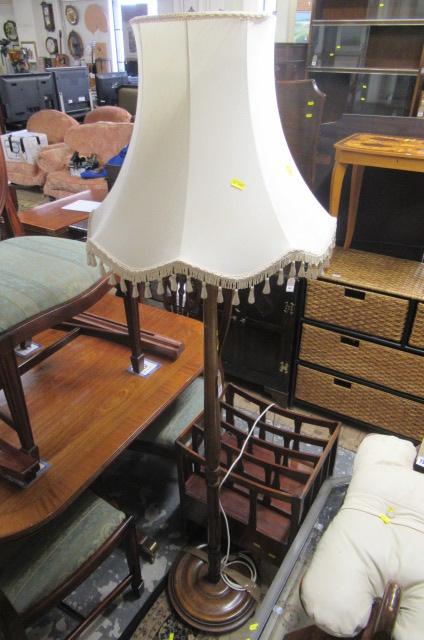 BEECH STANDARD LAMP Image