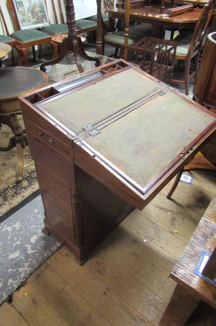 CAMPAIGN STYLE WRITING DESK/BUREAU Image