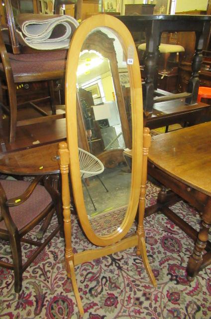 CHEVAL MIRROR Image