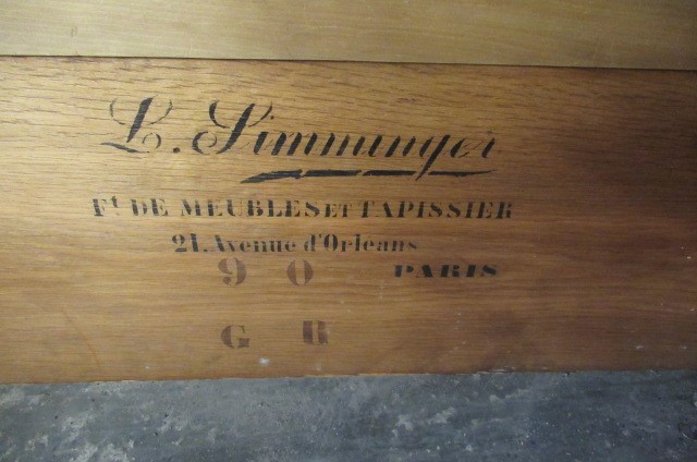 CARVED FRENCH  BEDROOM SUITE Image