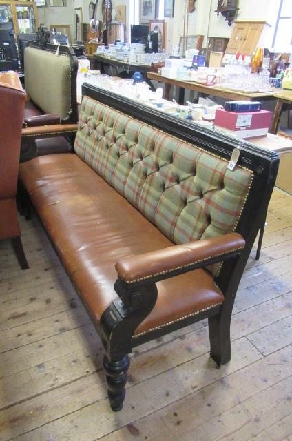 BENCH SEAT Image