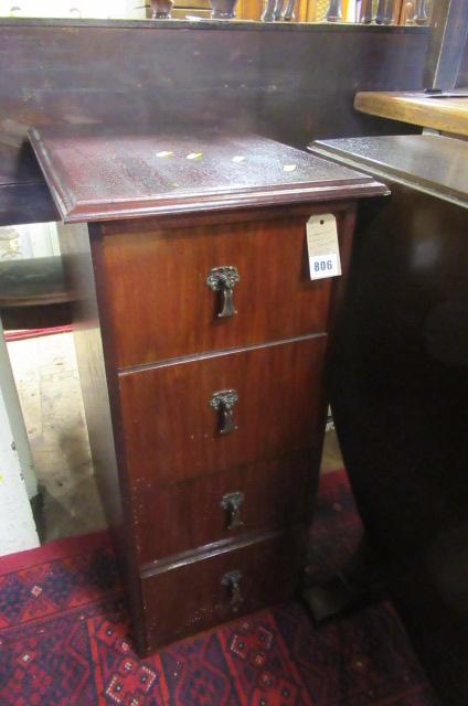 MAHOGANY NARROW CHEST OF DRAWERS Image