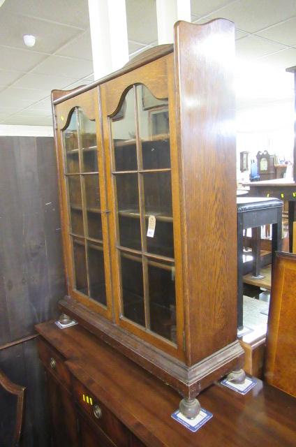 OAK GLAZED BOOKCASE Image