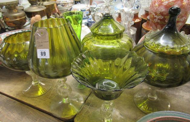 QUANTITY OF COLOURED GLASS Image