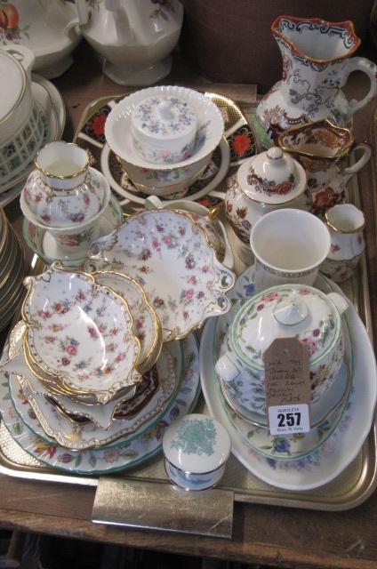 TRAY OF CHINA INCLUDING ROYAL CROWN DERBY PLATE Image