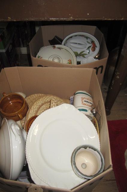 TWO BOXES OF KITCHEN WARE Image