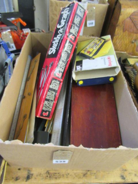 BOX OF MEASURING EQUIPMENT INCLUDING ROUTER AND PEN SETS ETC Image