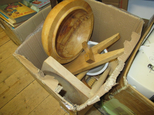 BOX OF WOODEN ITEMS ETC Image