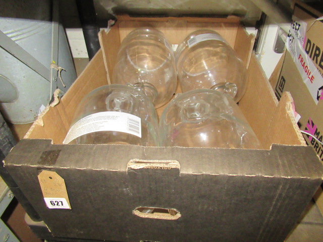 FOUR DEMI JOHNS Image