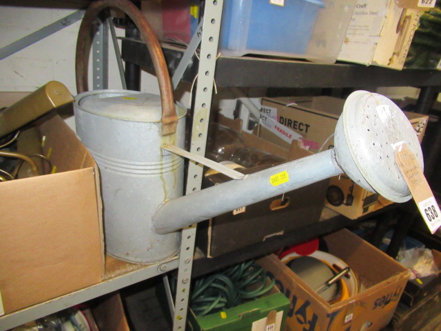 GALVANISED WATERING CAN Image
